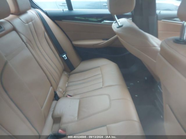 Photo 7 VIN: WBAJE7C32HG888402 - BMW 540I 