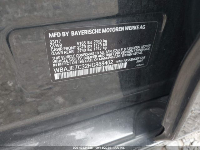 Photo 8 VIN: WBAJE7C32HG888402 - BMW 540I 