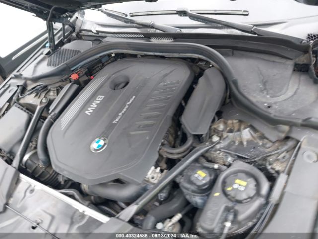 Photo 9 VIN: WBAJE7C32HG888402 - BMW 540I 