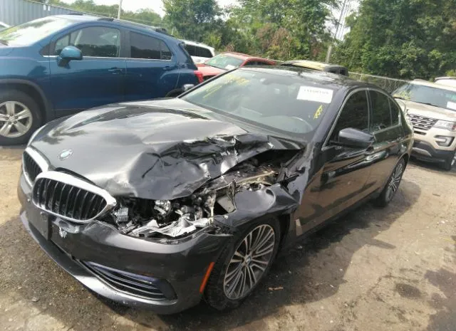 Photo 1 VIN: WBAJE7C33HG887582 - BMW 540I 