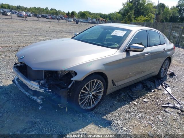 Photo 1 VIN: WBAJE7C34HG887106 - BMW 540I 