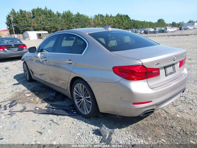 Photo 2 VIN: WBAJE7C34HG887106 - BMW 540I 