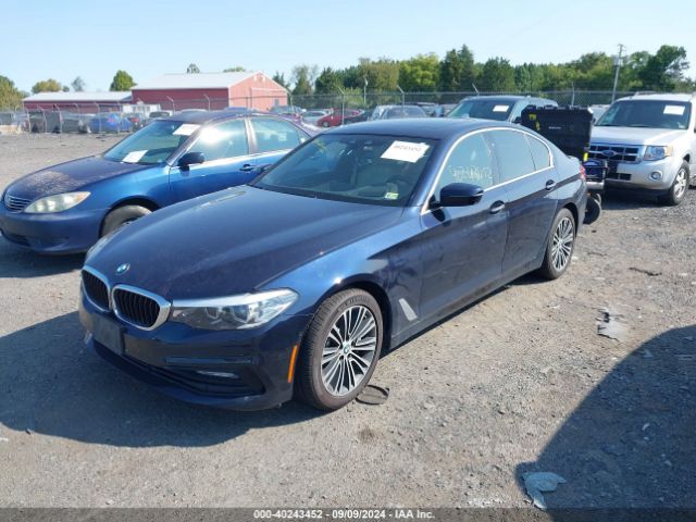 Photo 1 VIN: WBAJE7C36HG889892 - BMW 540I 