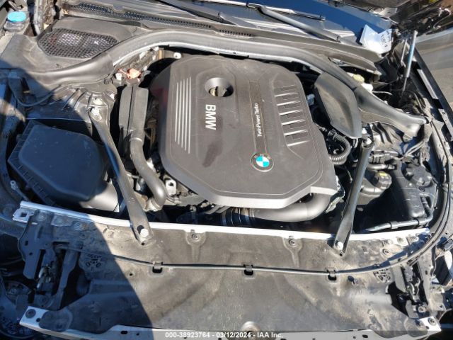 Photo 9 VIN: WBAJE7C37HG887388 - BMW 540IX 