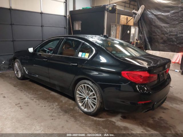 Photo 2 VIN: WBAJE7C38HG887383 - BMW 540I 