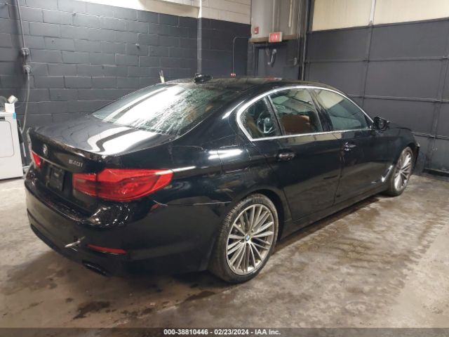 Photo 3 VIN: WBAJE7C38HG887383 - BMW 540I 