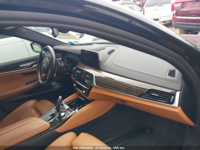 Photo 4 VIN: WBAJE7C38HG890431 - BMW 540I 