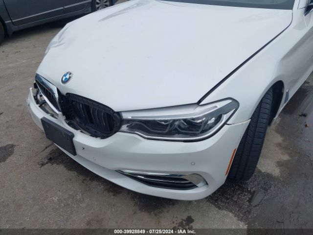 Photo 5 VIN: WBAJE7C3XHG887854 - BMW 540I 