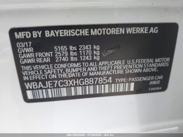 Photo 8 VIN: WBAJE7C3XHG887854 - BMW 540I 