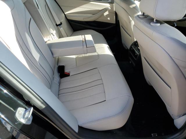 Photo 9 VIN: WBAJE7C3XHG890124 - BMW 540 XI 