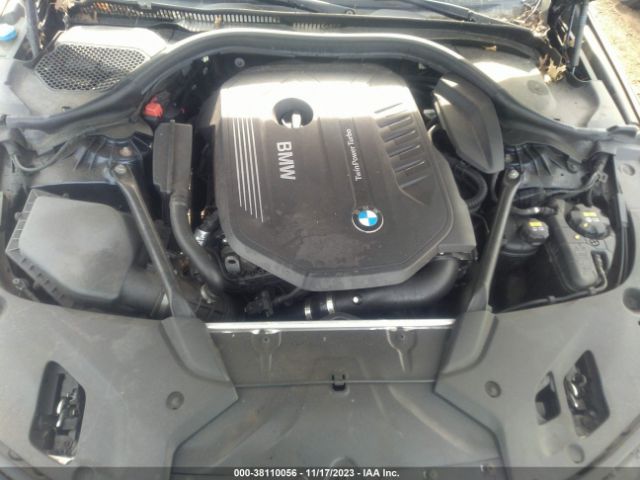 Photo 9 VIN: WBAJE7C3XHG890267 - BMW 540I 