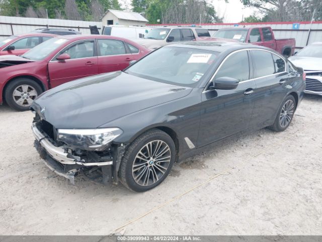 Photo 1 VIN: WBAJE7C50JWC55347 - BMW 540I 