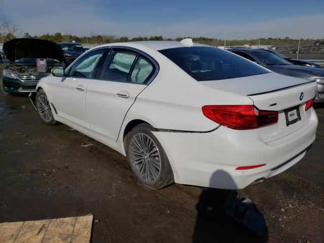 Photo 2 VIN: WBAJE7C50JWC57308 - BMW 540 XI 