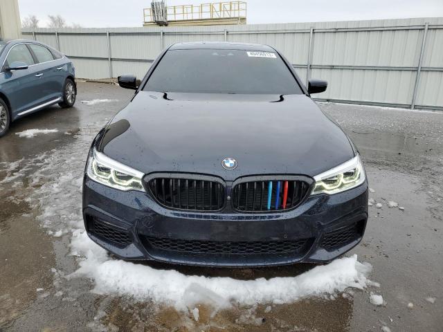 Photo 4 VIN: WBAJE7C50JWD49700 - BMW 540I 