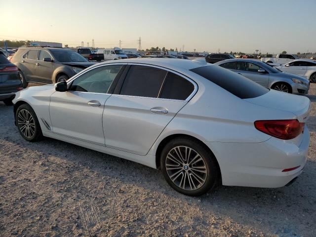 Photo 1 VIN: WBAJE7C50JWD52256 - BMW 540 XI 