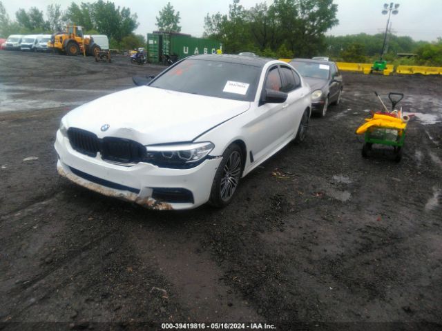 Photo 1 VIN: WBAJE7C50KWW09088 - BMW 540 