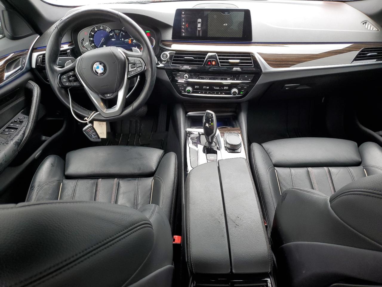 Photo 7 VIN: WBAJE7C50KWW12380 - BMW 5ER 