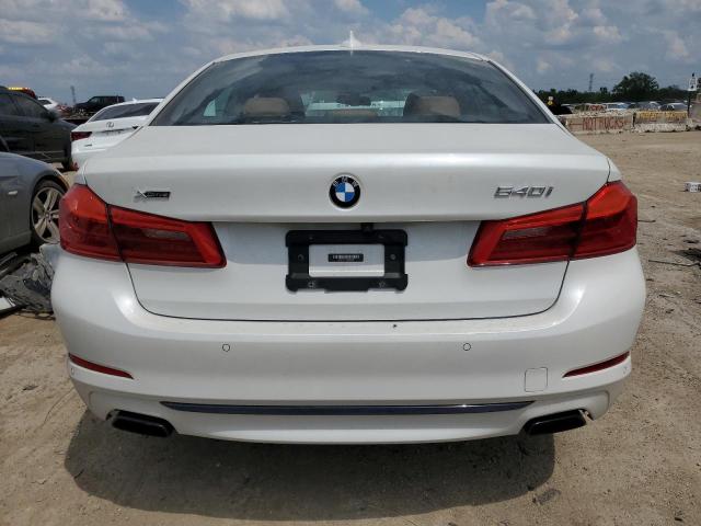 Photo 5 VIN: WBAJE7C51JWC55499 - BMW 5 SERIES 