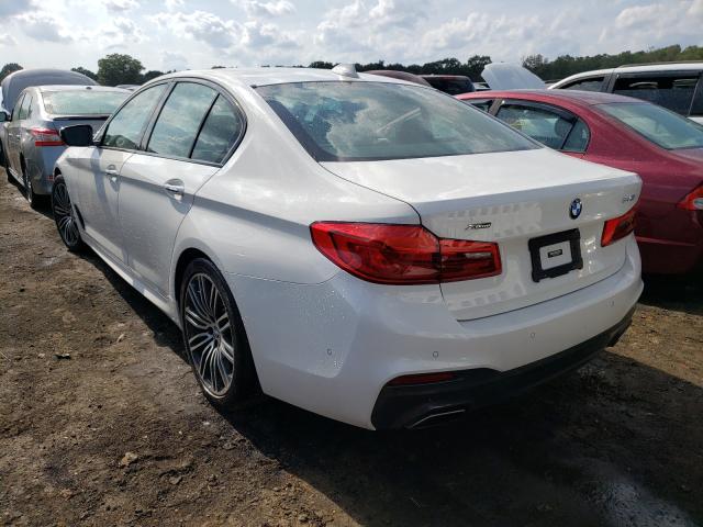 Photo 2 VIN: WBAJE7C51JWC56250 - BMW 540 XI 