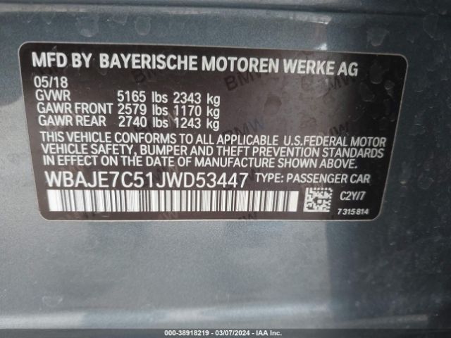 Photo 8 VIN: WBAJE7C51JWD53447 - BMW 540I 