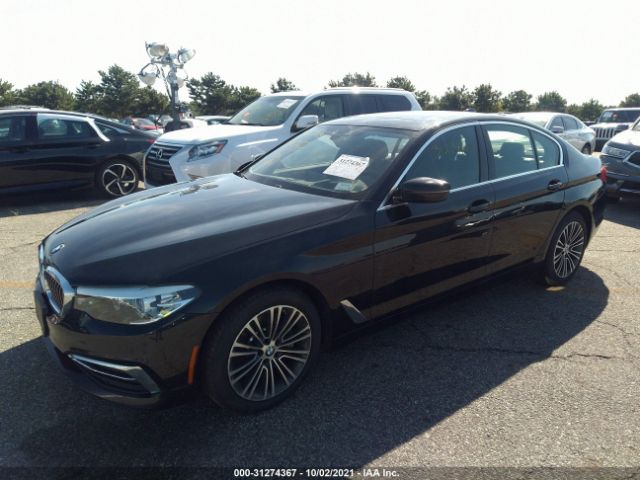 Photo 1 VIN: WBAJE7C51KWW16843 - BMW 540 XI 