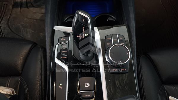 Photo 22 VIN: WBAJE7C52KWW16544 - BMW 540 