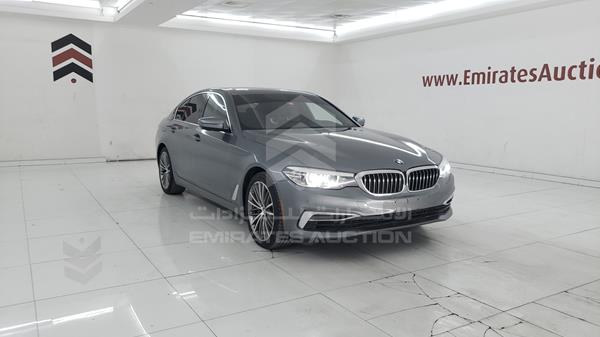 Photo 8 VIN: WBAJE7C52KWW16544 - BMW 540 