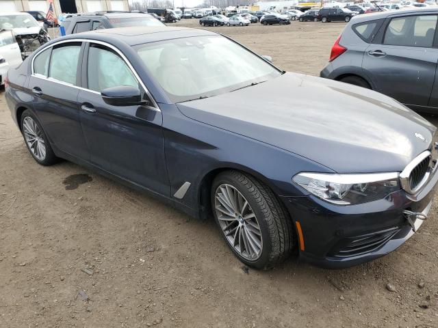 Photo 3 VIN: WBAJE7C53JWC55651 - BMW 540I 