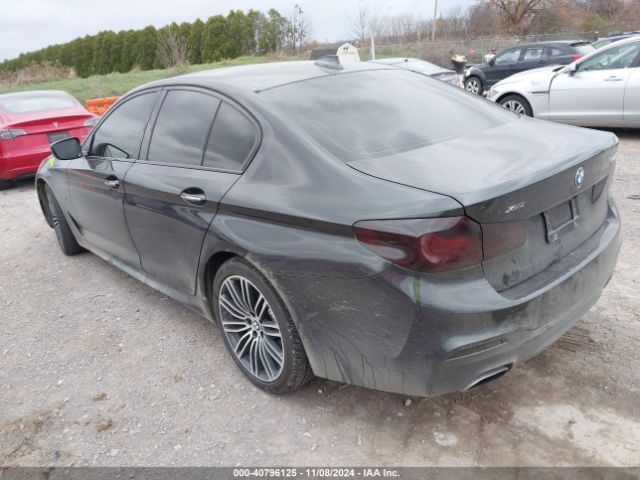 Photo 2 VIN: WBAJE7C53JWC55682 - BMW 540I 