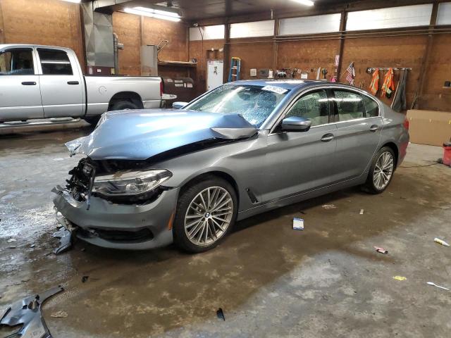 Photo 0 VIN: WBAJE7C53JWD53725 - BMW 540 XI 