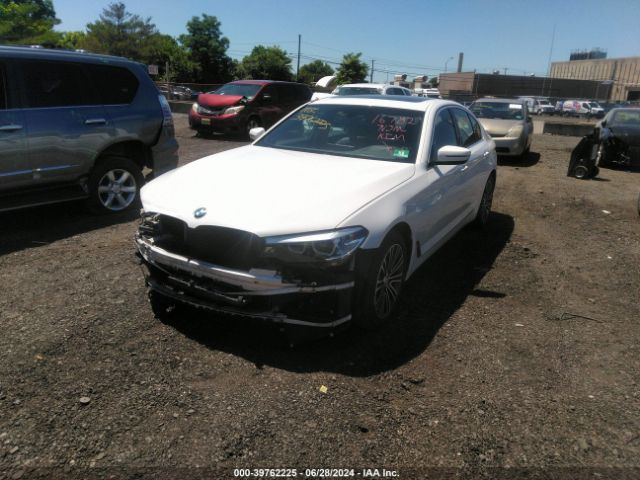 Photo 1 VIN: WBAJE7C54JWA04086 - BMW 540I 