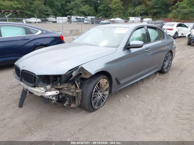 Photo 1 VIN: WBAJE7C54KWW21258 - BMW 540I 