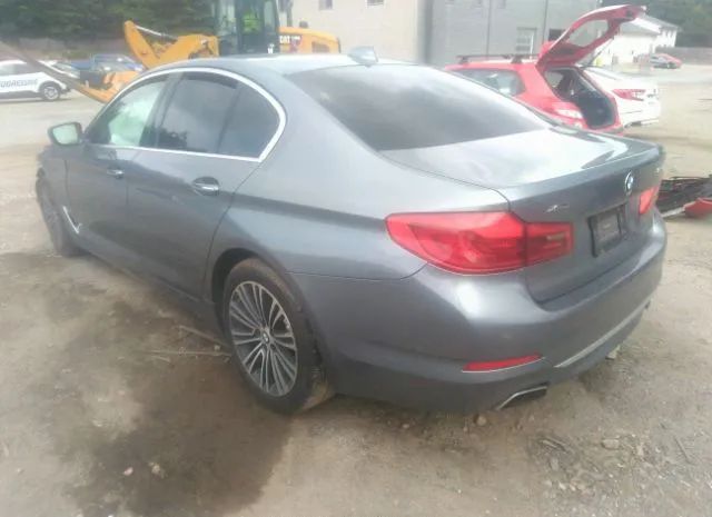 Photo 2 VIN: WBAJE7C55JWC54873 - BMW 540 