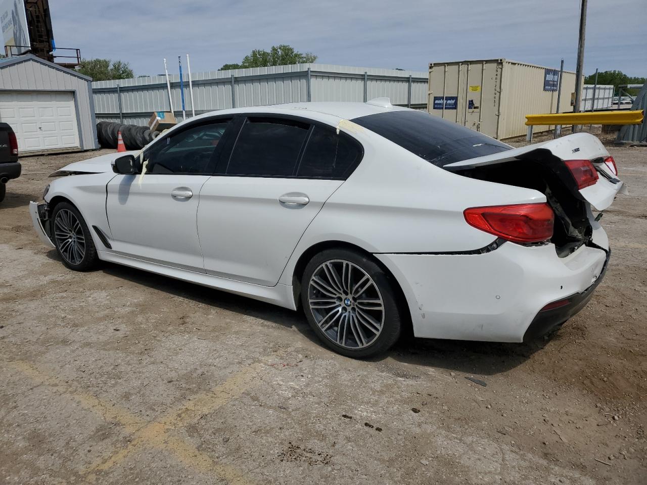 Photo 1 VIN: WBAJE7C55KWW04629 - BMW 5ER 