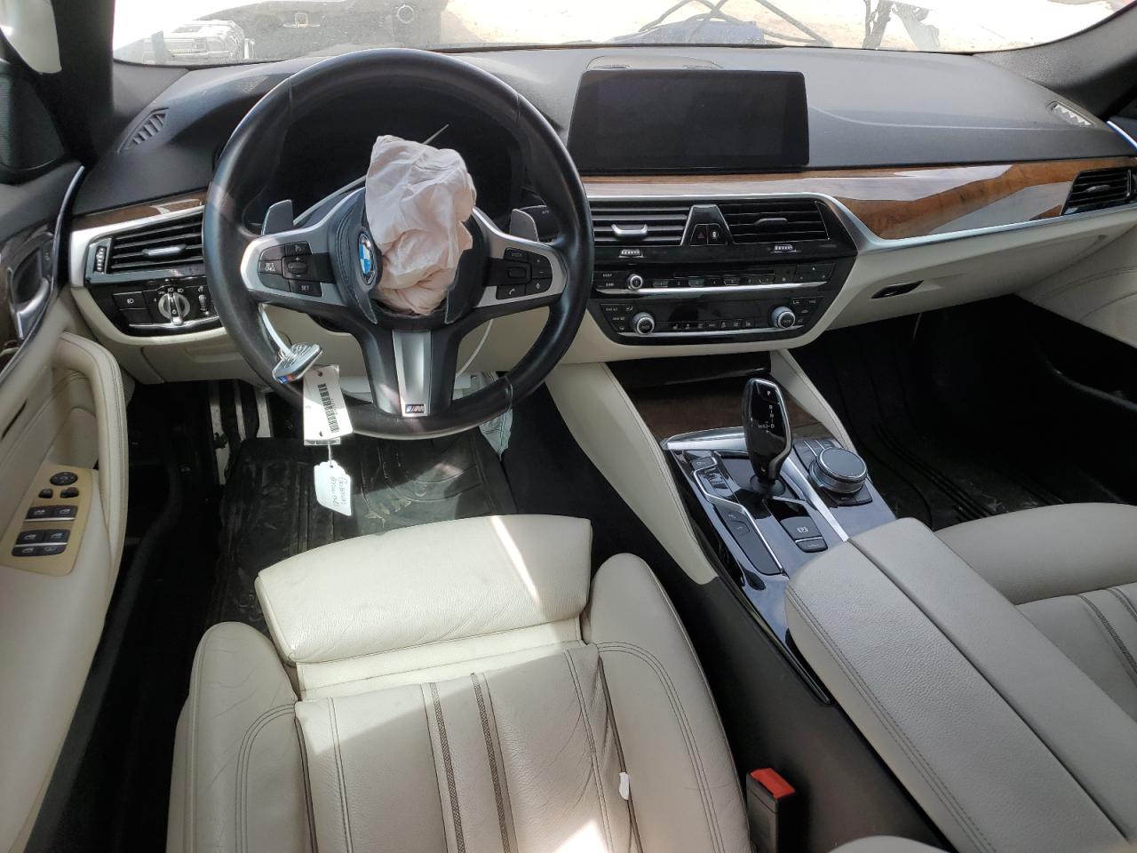 Photo 7 VIN: WBAJE7C55KWW04629 - BMW 5ER 