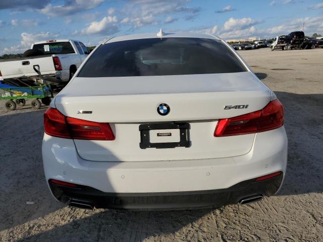 Photo 5 VIN: WBAJE7C56JWC56289 - BMW 540 