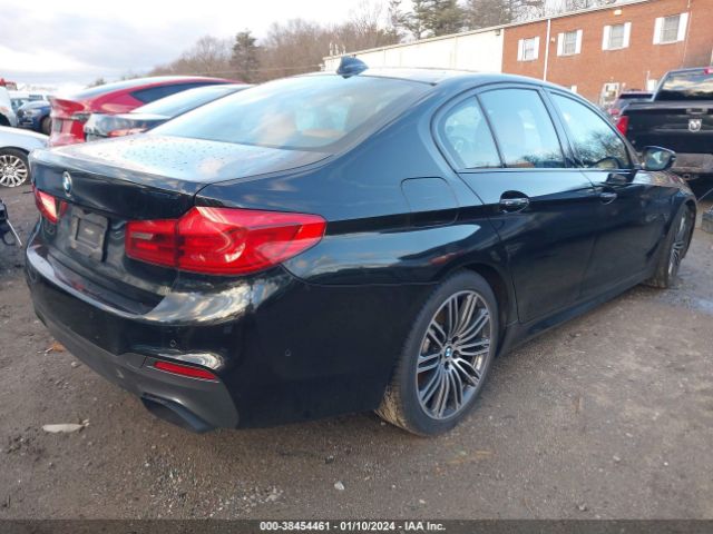 Photo 3 VIN: WBAJE7C56JWD49586 - BMW 540I 