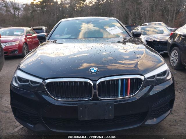 Photo 5 VIN: WBAJE7C56JWD49586 - BMW 540I 