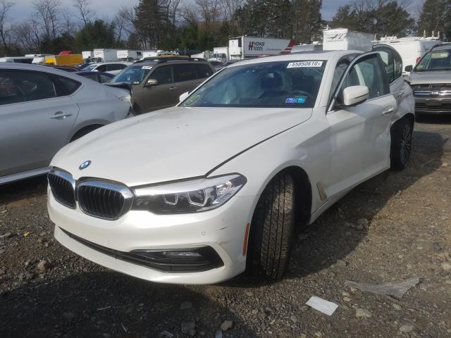 Photo 1 VIN: WBAJE7C57JWD52321 - BMW 5 SERIES 