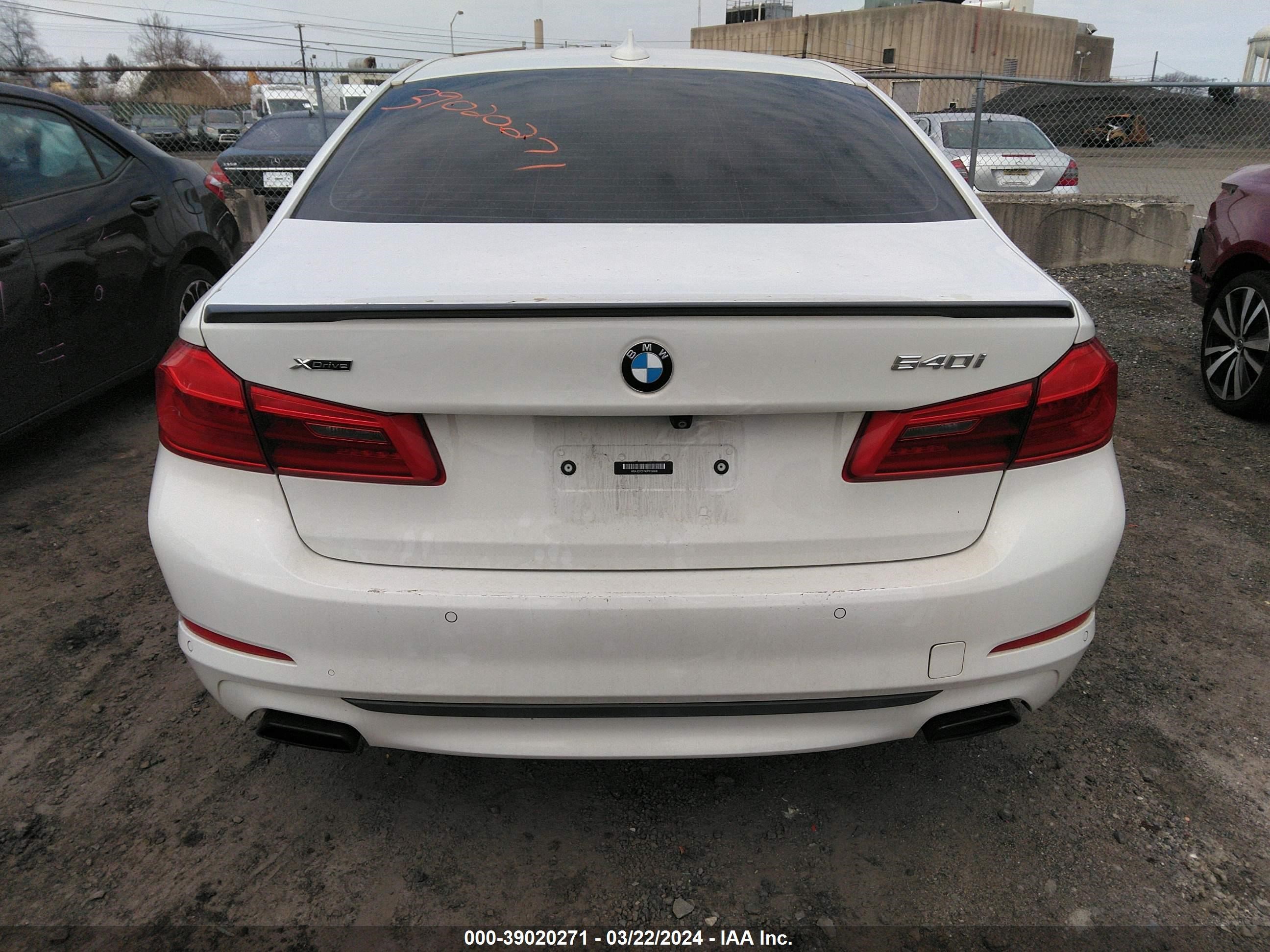 Photo 15 VIN: WBAJE7C57KWW14868 - BMW 5ER 