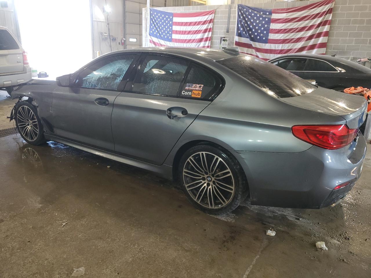 Photo 1 VIN: WBAJE7C58JWD52392 - BMW 5ER 