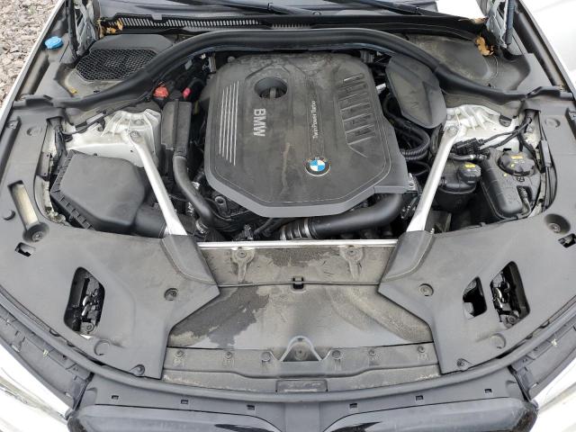 Photo 10 VIN: WBAJE7C58KG893225 - BMW 540 XI 