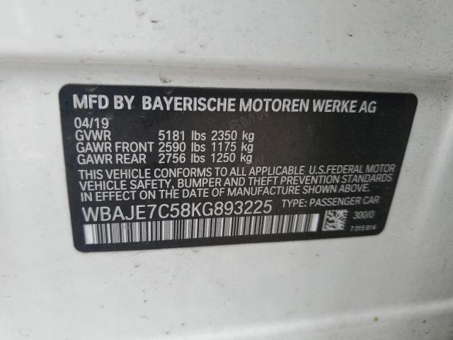 Photo 11 VIN: WBAJE7C58KG893225 - BMW 540 XI 