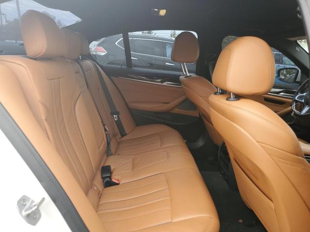 Photo 9 VIN: WBAJE7C58KG893225 - BMW 540 XI 