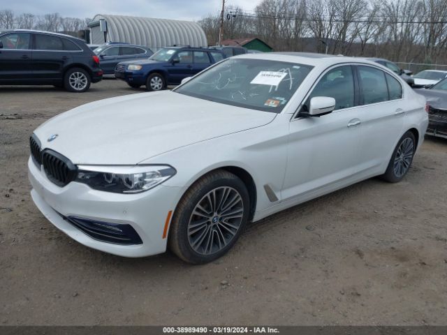 Photo 1 VIN: WBAJE7C59JG891224 - BMW 540I 