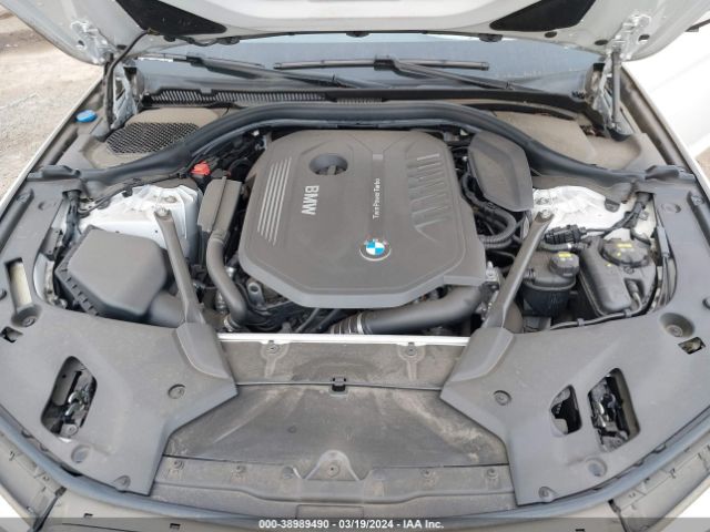 Photo 9 VIN: WBAJE7C59JG891224 - BMW 540I 