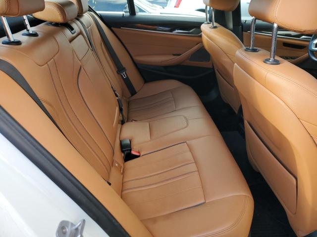 Photo 9 VIN: WBAJE7C59JWC55041 - BMW 540 XI 