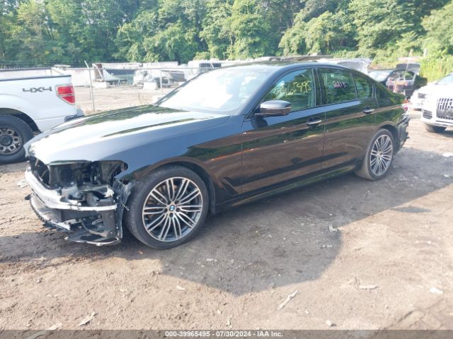 Photo 1 VIN: WBAJE7C59JWC55623 - BMW 540I 