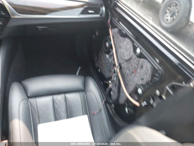 Photo 4 VIN: WBAJE7C59JWC55623 - BMW 540I 