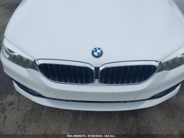 Photo 5 VIN: WBAJE7C5XJG891054 - BMW 540I 